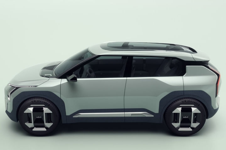 KIA EV3 Left Side View