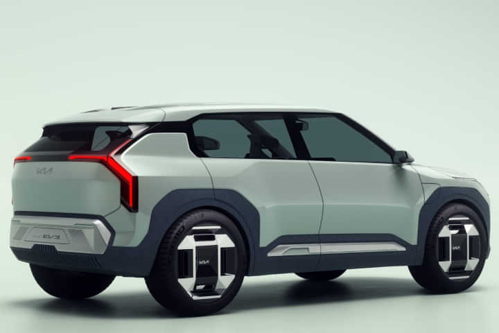 KIA EV3 Right Rear Three Quarter KIA EV3 Right Rear Three Quarter