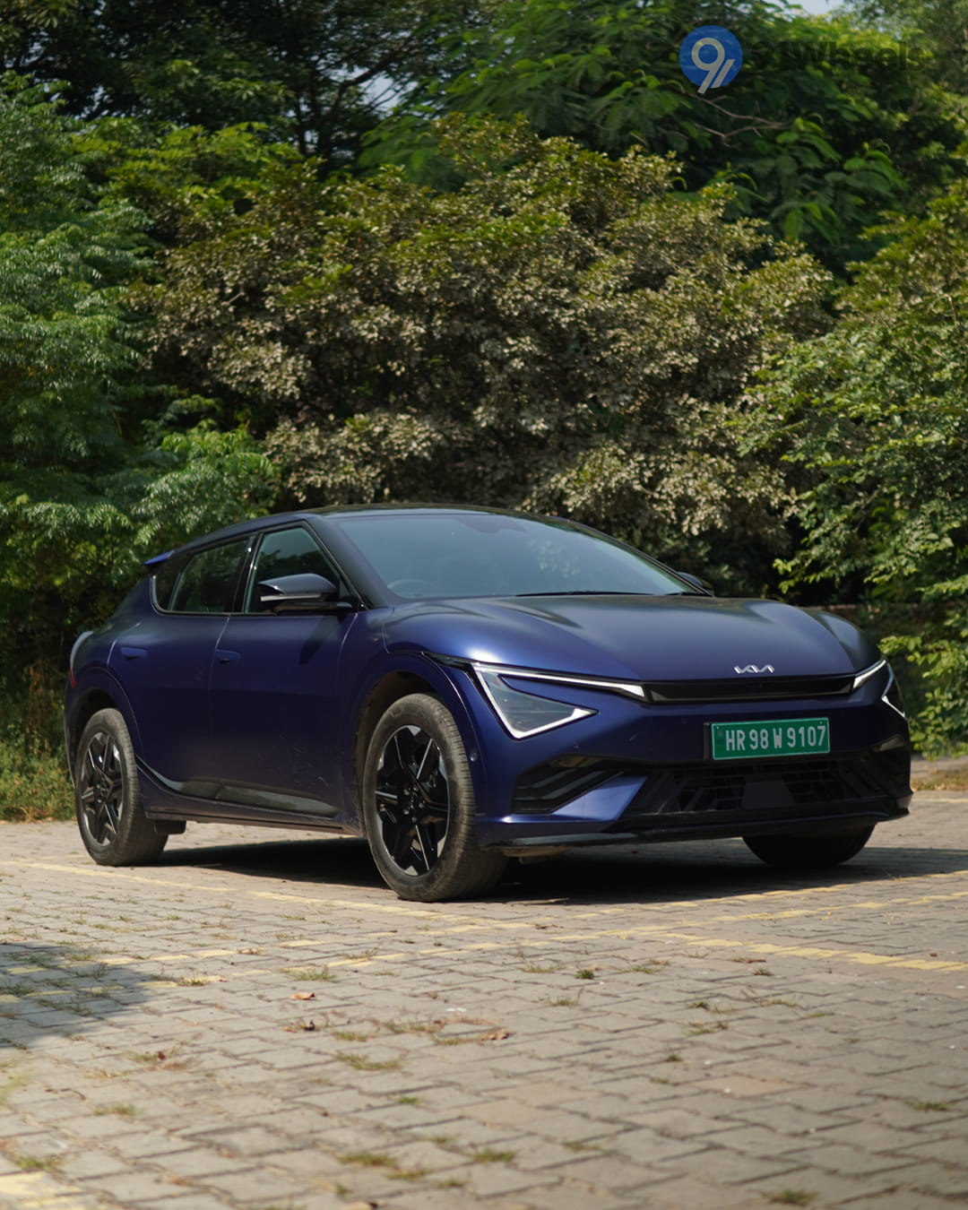 KIA EV6 Right Front Three Quarter