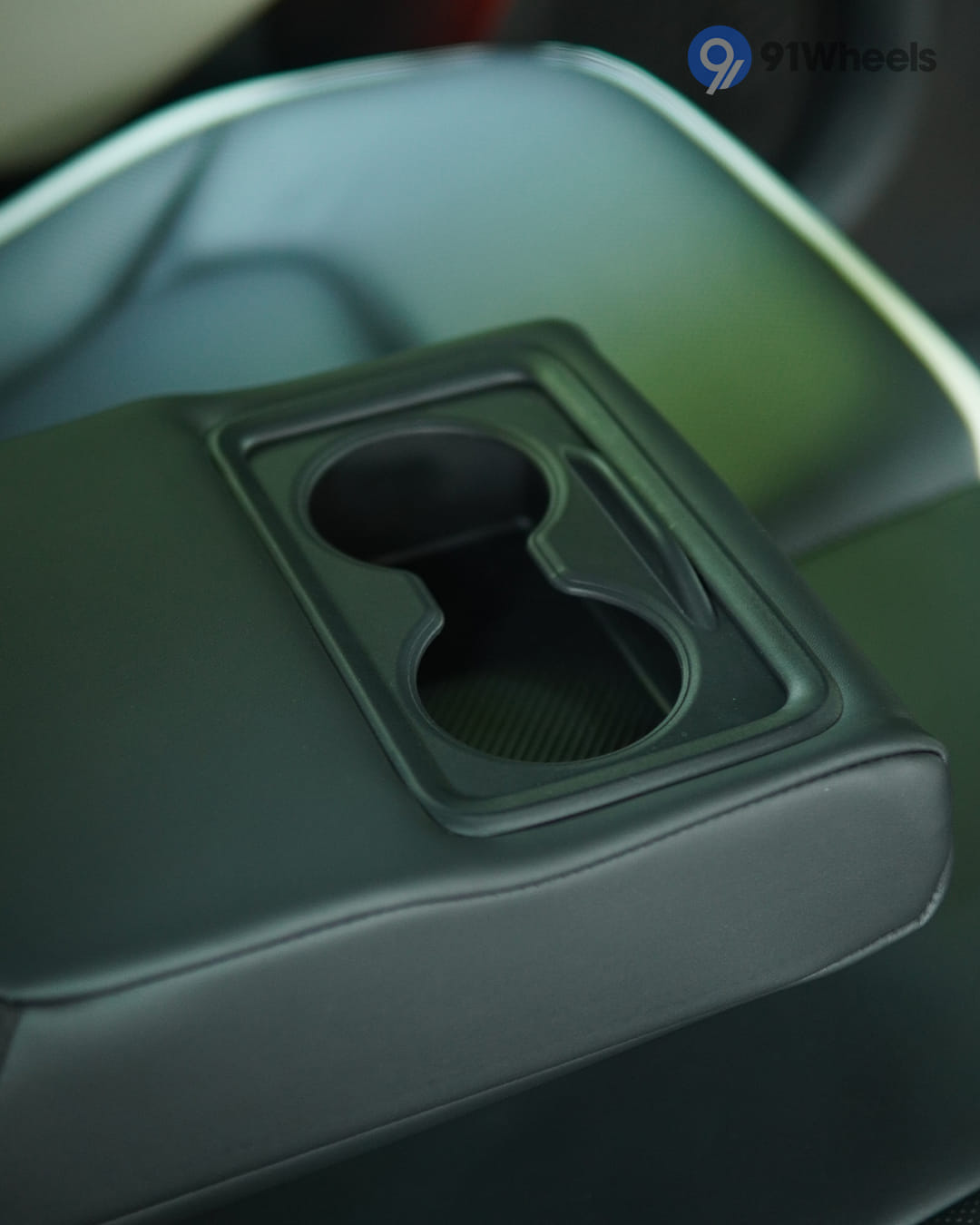 KIA EV6 Rear Cup Holders