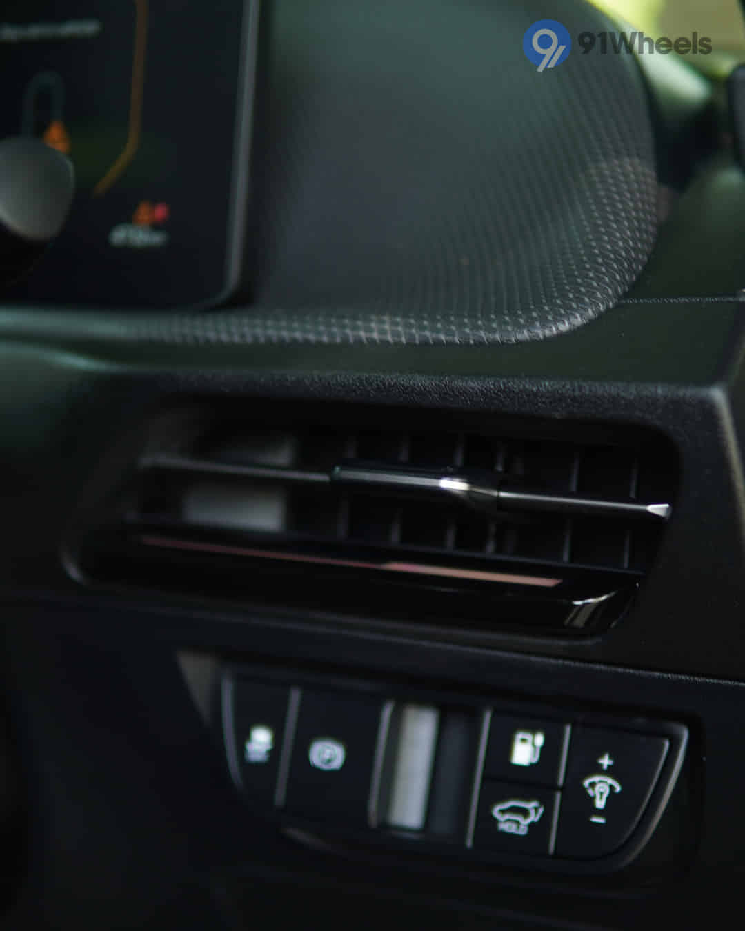 Right Side Air Vents