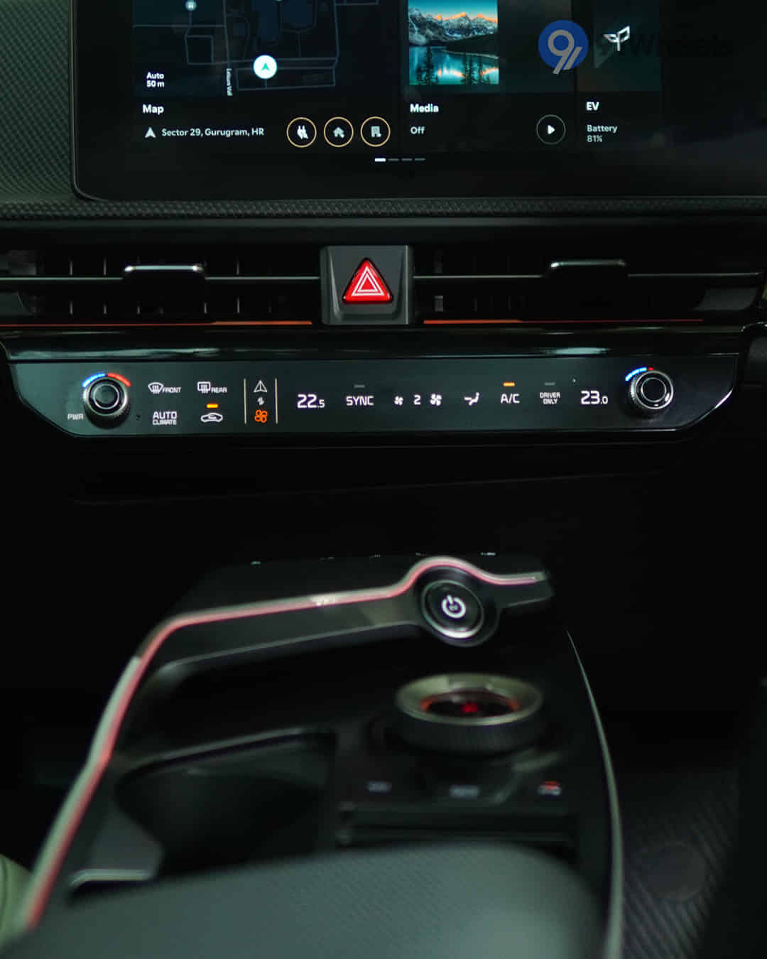 Front Centre Air Vents