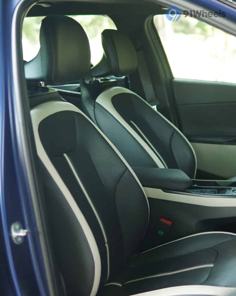 Seats & Cabin Comfort - 2