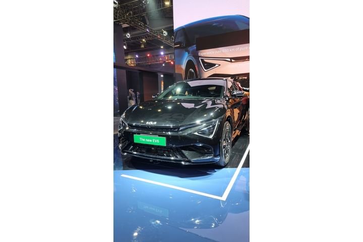 KIA EV6 Closed Hood/Bonnet