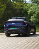 Right Rear Three Quarter