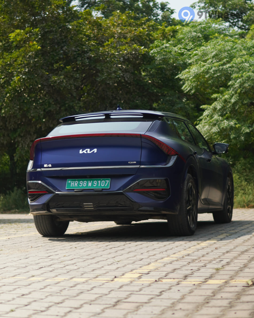 KIA EV6 Right Rear Three Quarter