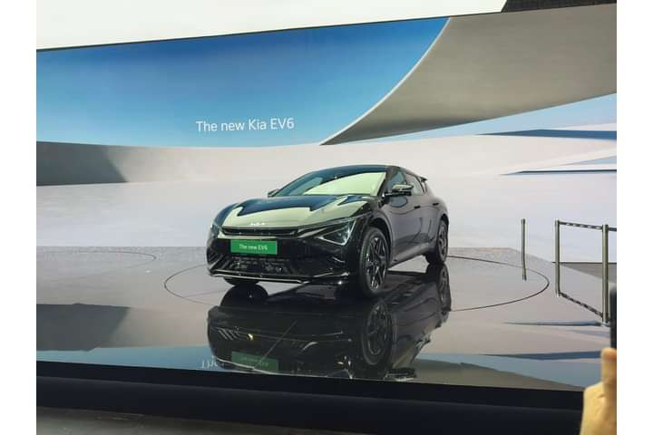 KIA EV6 Front Windshield/Windscreen