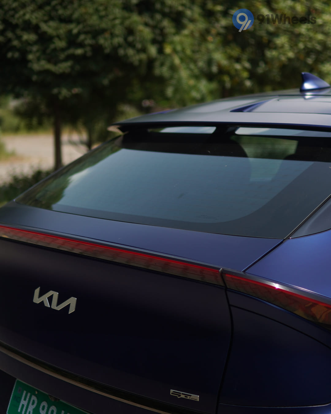 KIA EV6 Rear Windshield / Windscreen