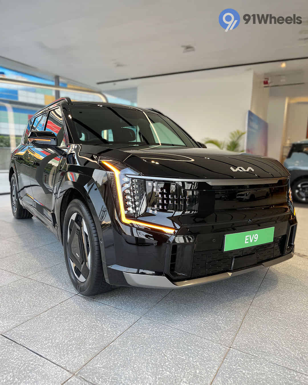 Right Front Three Quarter