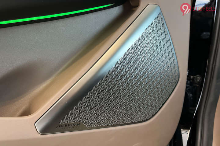 KIA EV9 Front Speakers