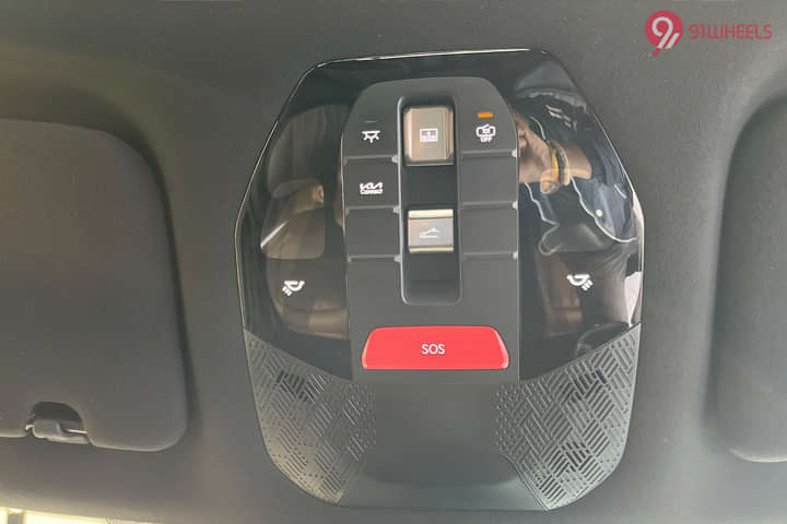 KIA EV9 Roof Mounted Controls/Sunroof & Cabin Light Controls