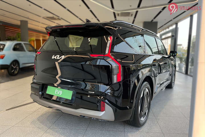 KIA EV9 Left Rear Three Quarter