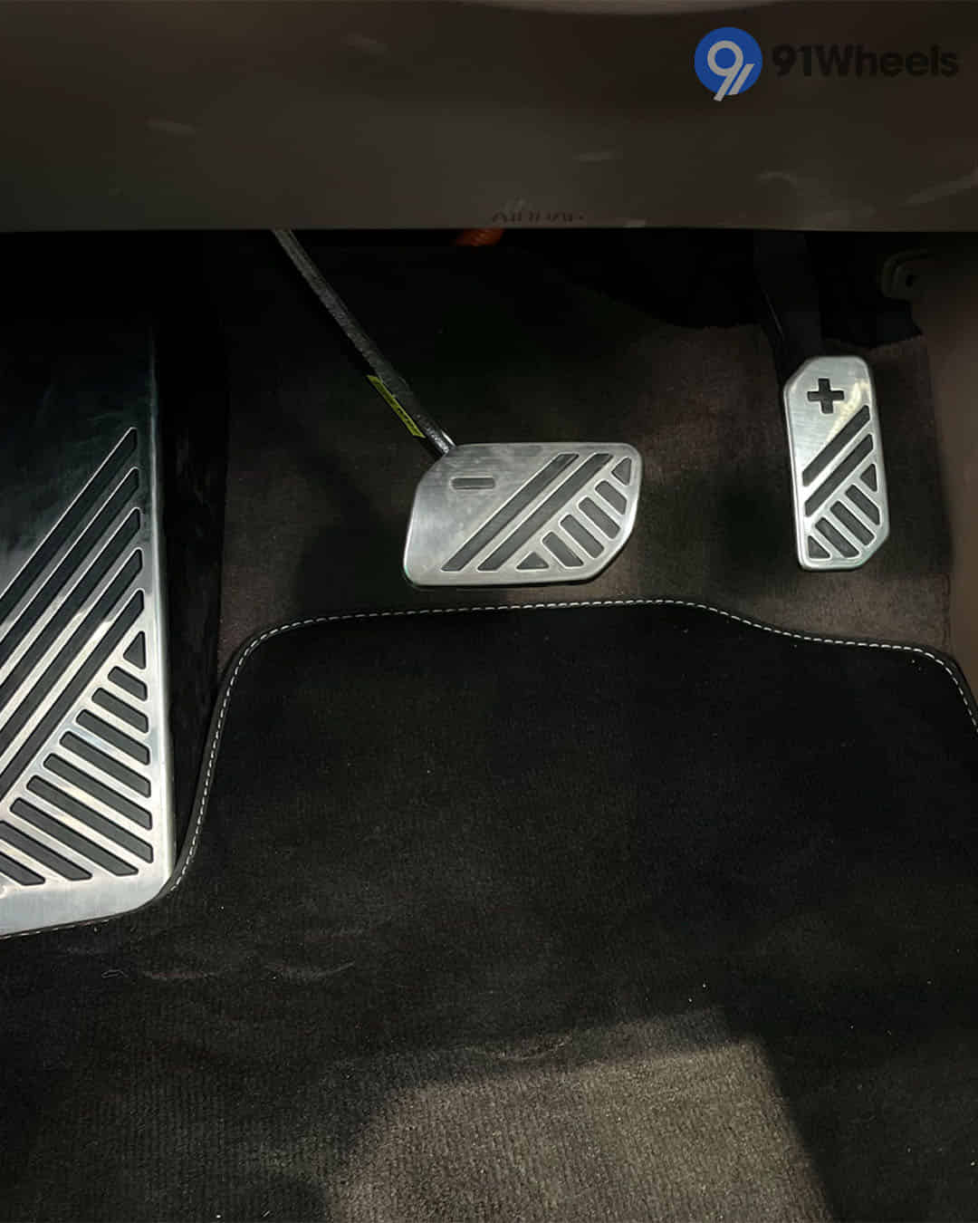 Pedals / Foot Controls