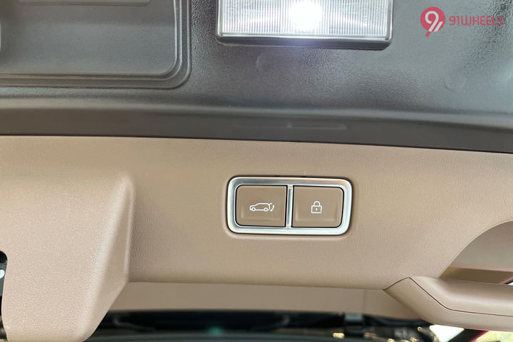 KIA EV9 Boot Release Lever/Fuel Lid Release Lever