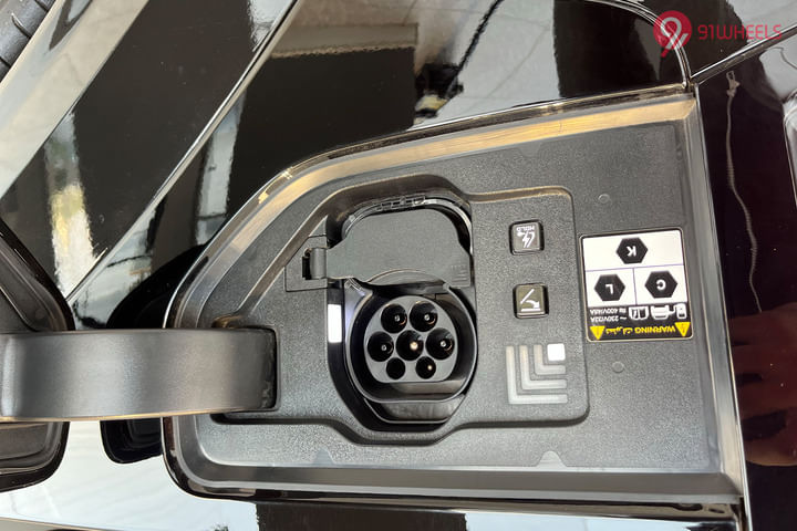 KIA EV9 Open Fuel Lid