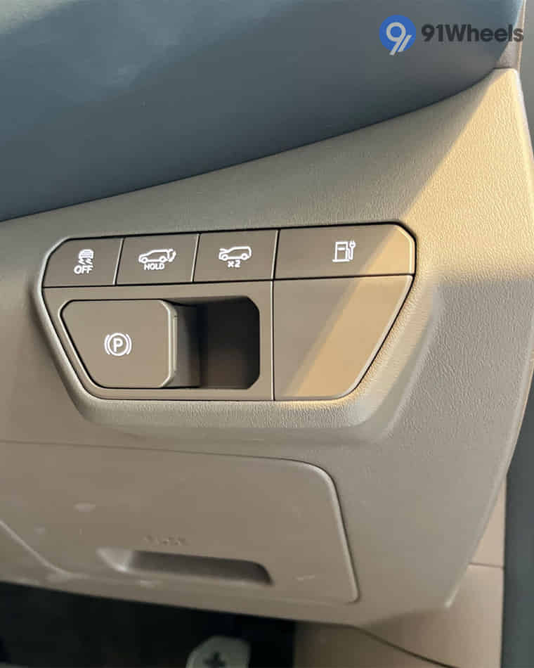 Dashboard & Front Cabin - 2