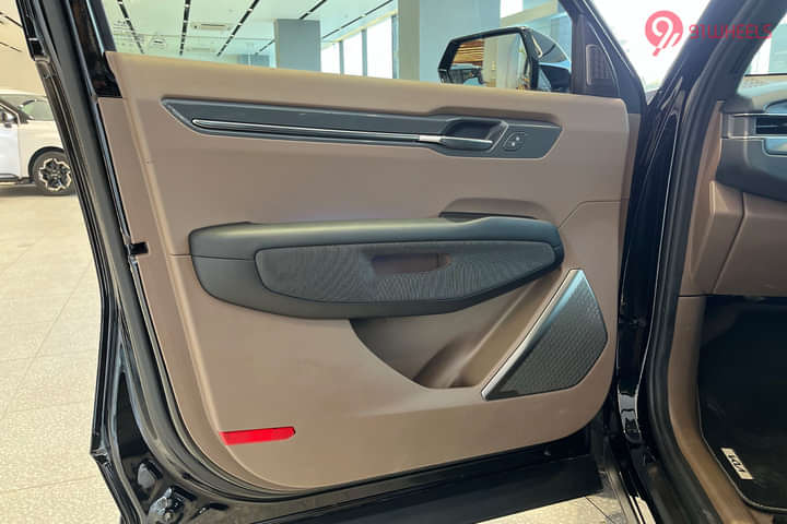 KIA EV9 Front Passenger Side Door Pad