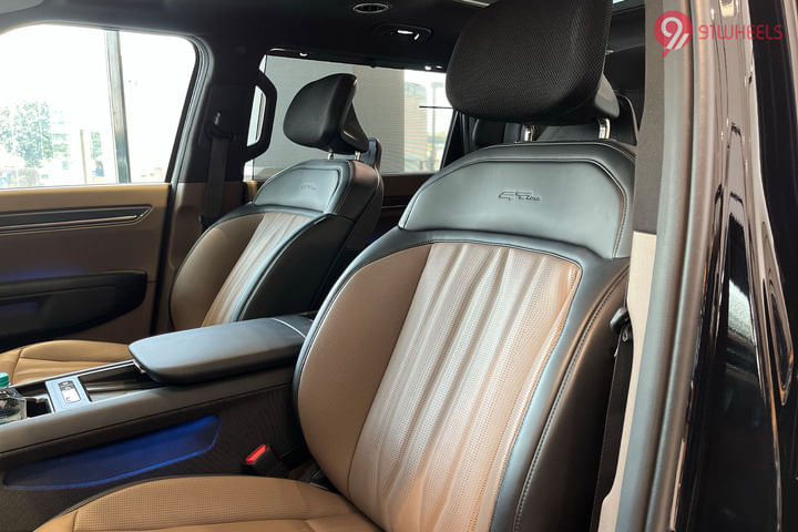 KIA EV9 Front Row Seats