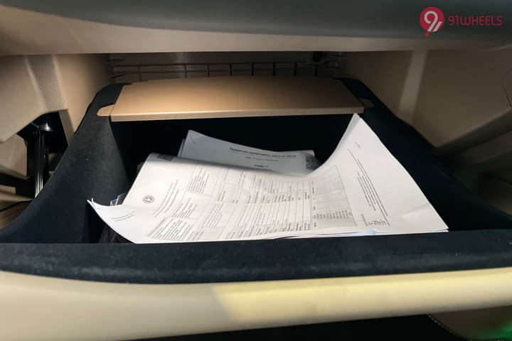 KIA EV9 Glove Box