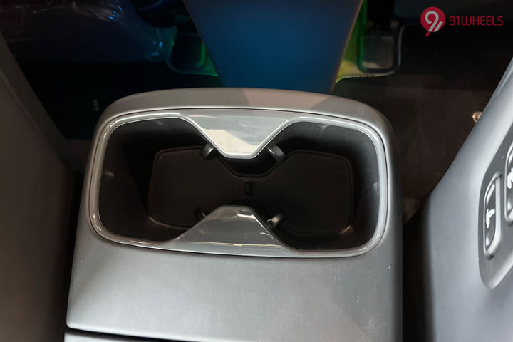 KIA EV9 Rear Cup Holders