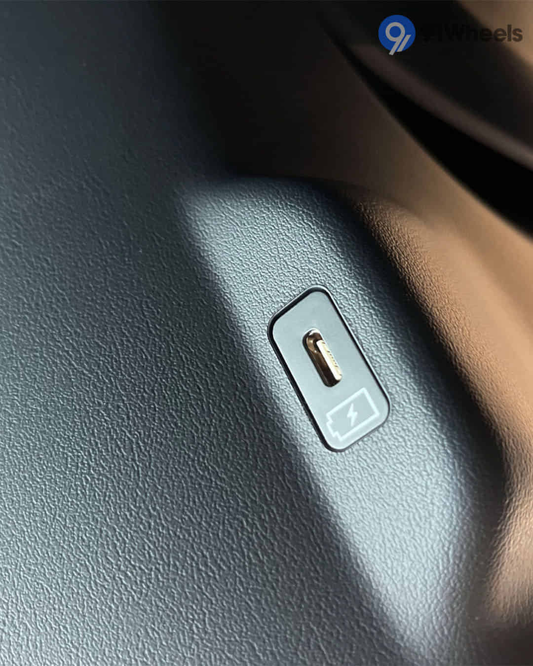 Rear Row Charging Point