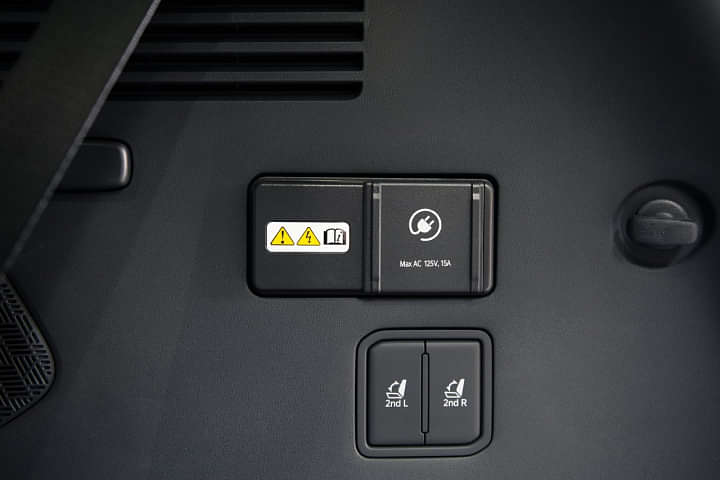 KIA EV9 Dashboard Switches