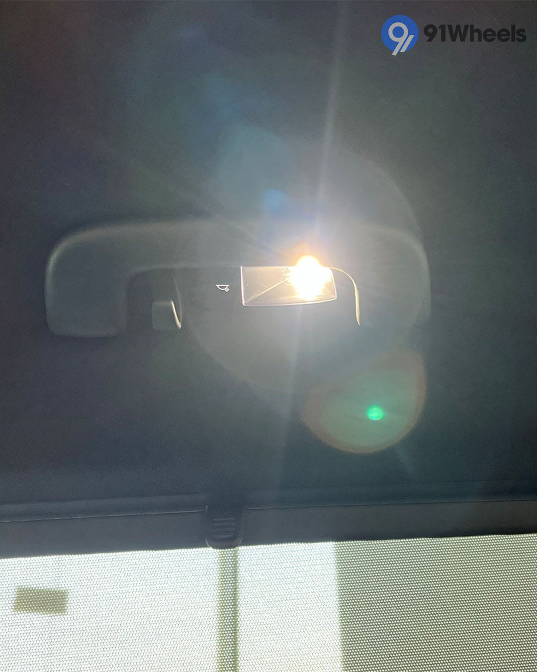 KIA EV9 Rear Row Roof Mounted Cabin Lamps