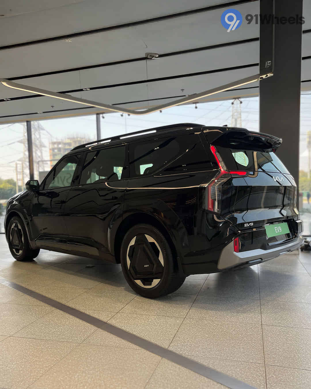 Left Rear Three Quarter