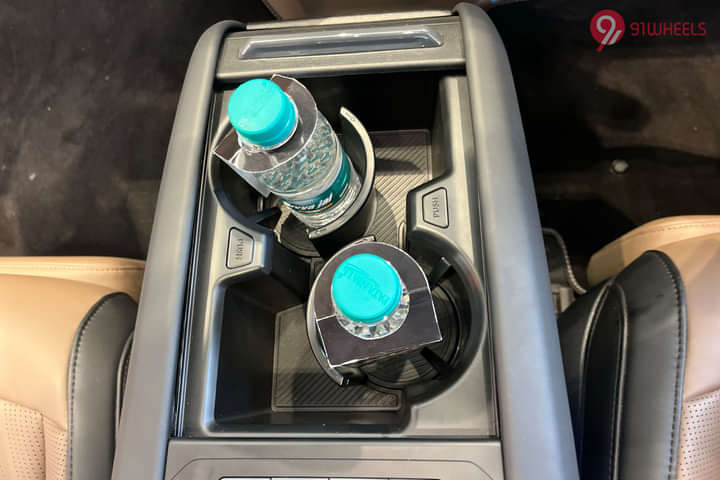 KIA EV9 Cup Holders