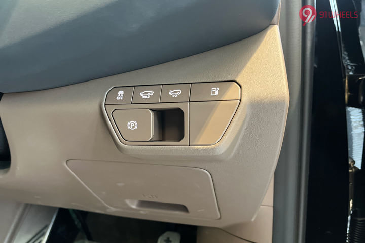 KIA EV9 Dashboard Switches