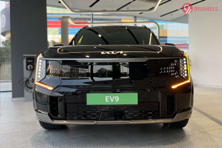 KIA EV9 Front View