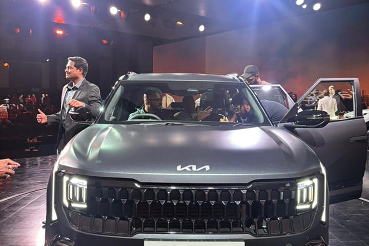 KIA Seltos Grille
