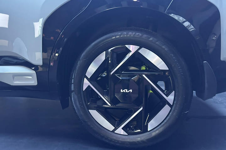 KIA Seltos Wheel