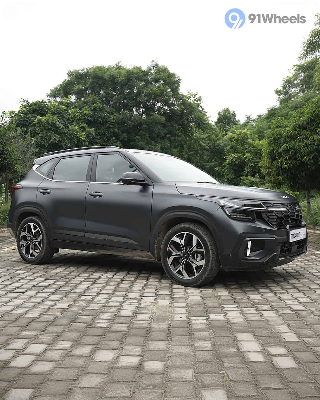 Right Front Three Quarter