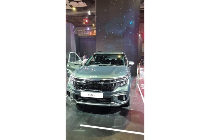 KIA Seltos Front Windshield/Windscreen