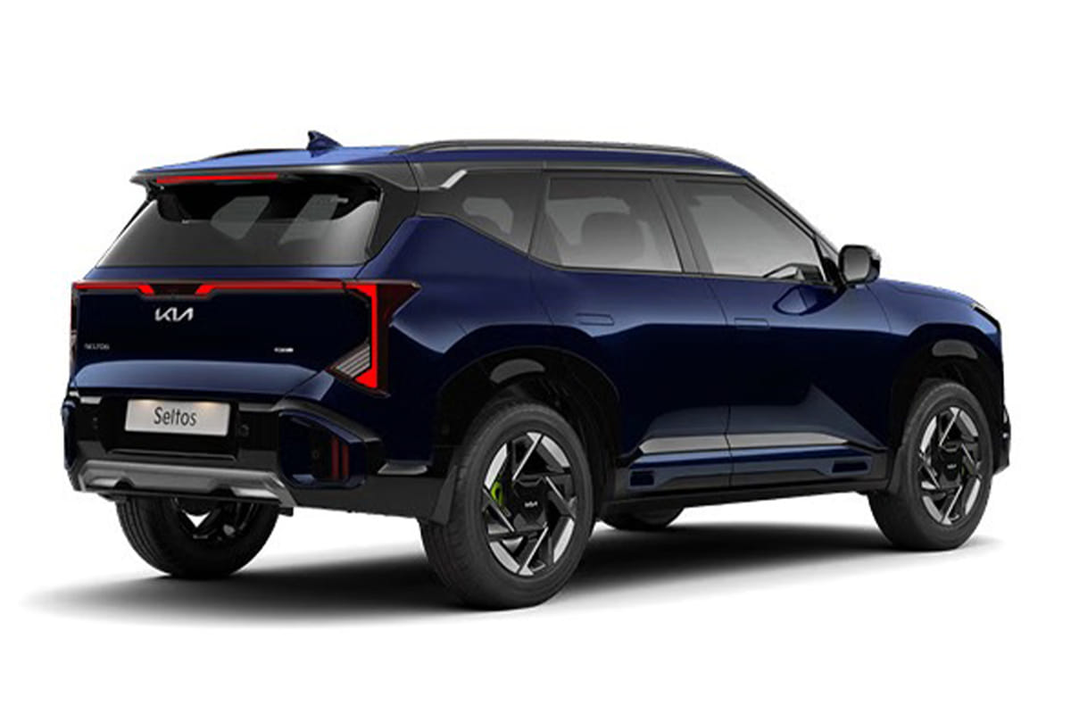 KIA Seltos Right Rear Three Quarter