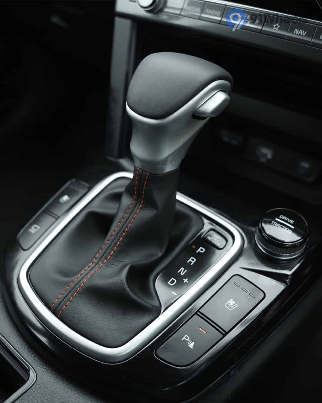 Gear Shifter / Gear Shifter Stalk