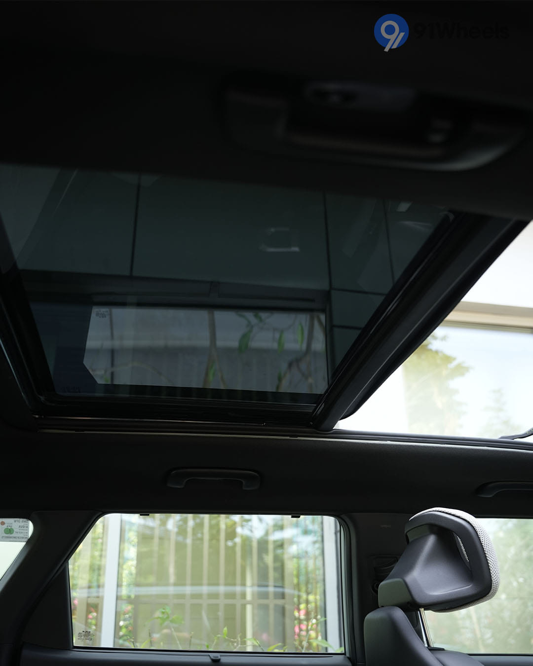 Seats & Cabin Comfort - 7