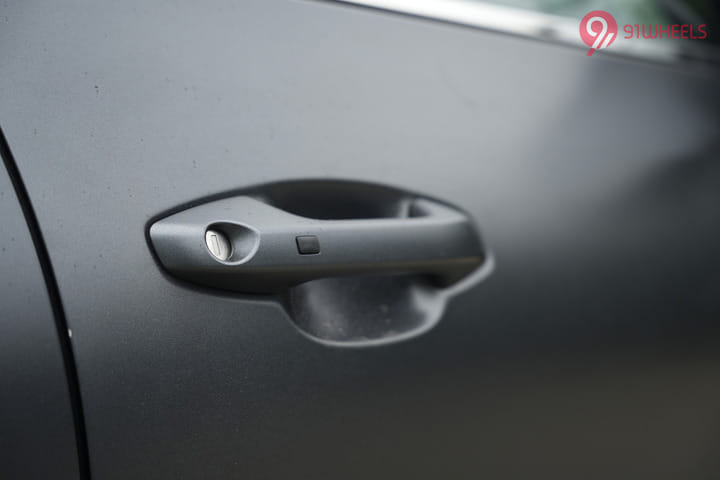 KIA Seltos Front Door Handle KIA Seltos Front Door Handle