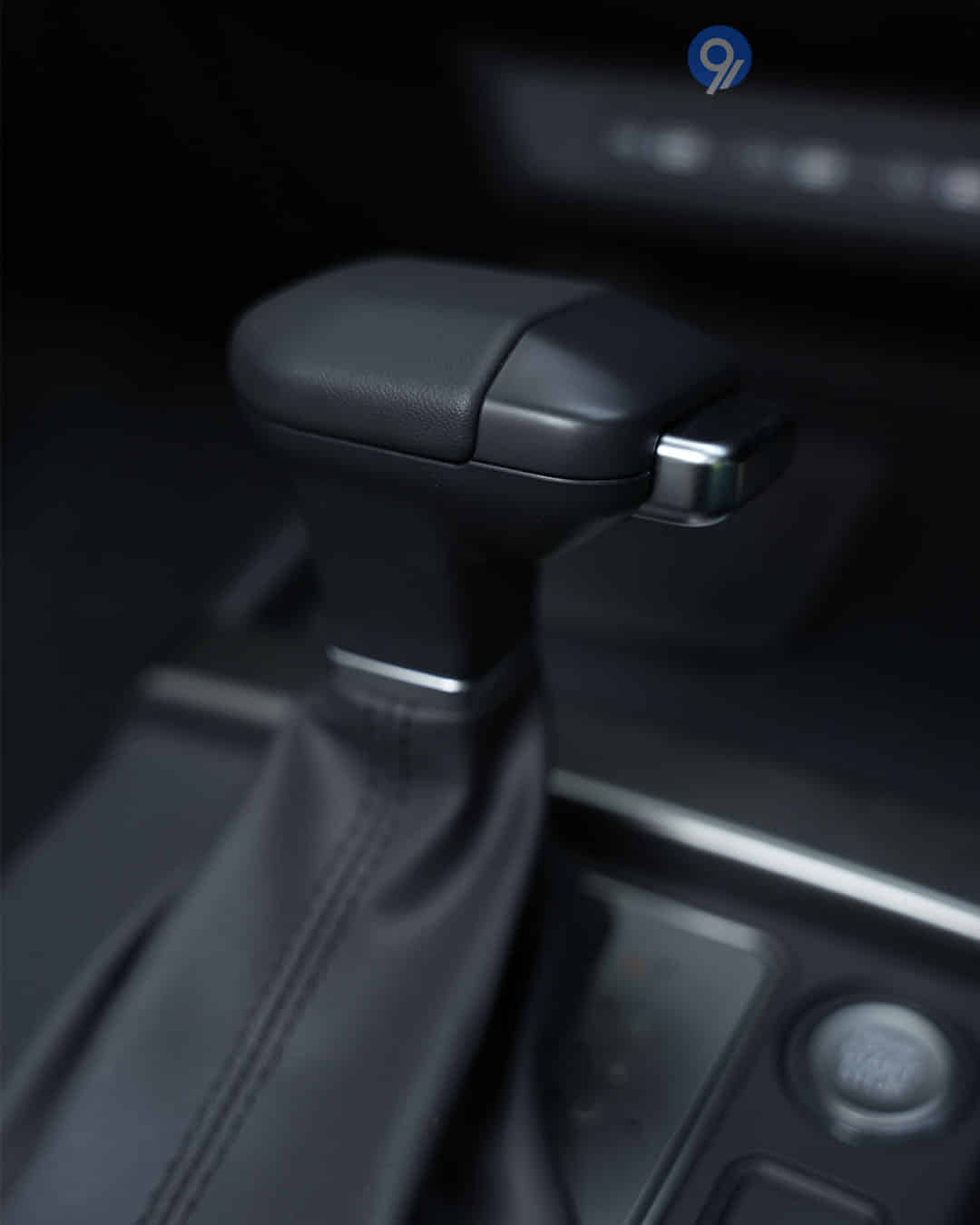Gear Shifter / Gear Shifter Stalk