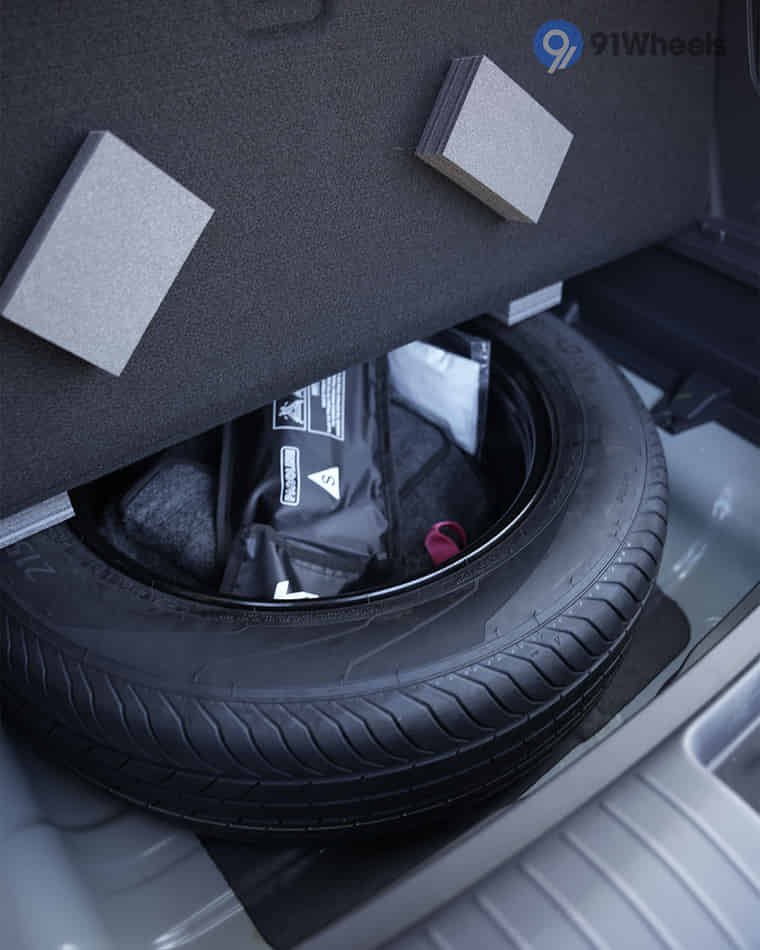 Bootspace & Utility - 5