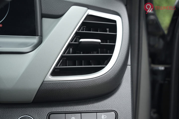 KIA Seltos Right Side Air Vents KIA Seltos Right Side Air Vents