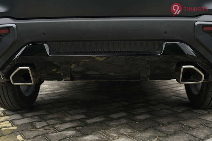 KIA Seltos Exhaust Pipes