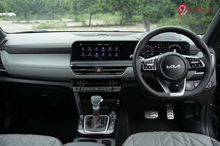 KIA Seltos Dashboard