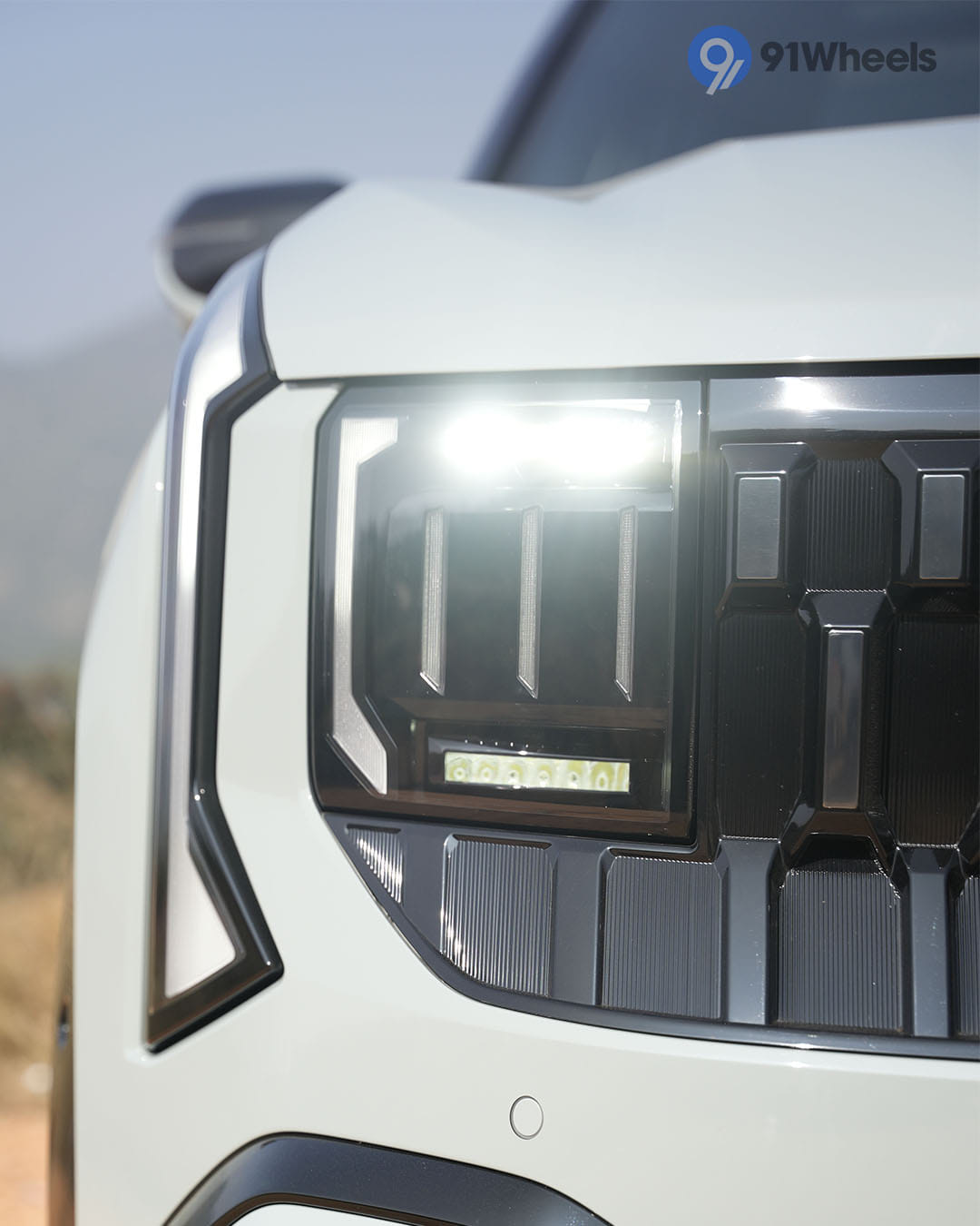 Headlights & Tail-lights - 1