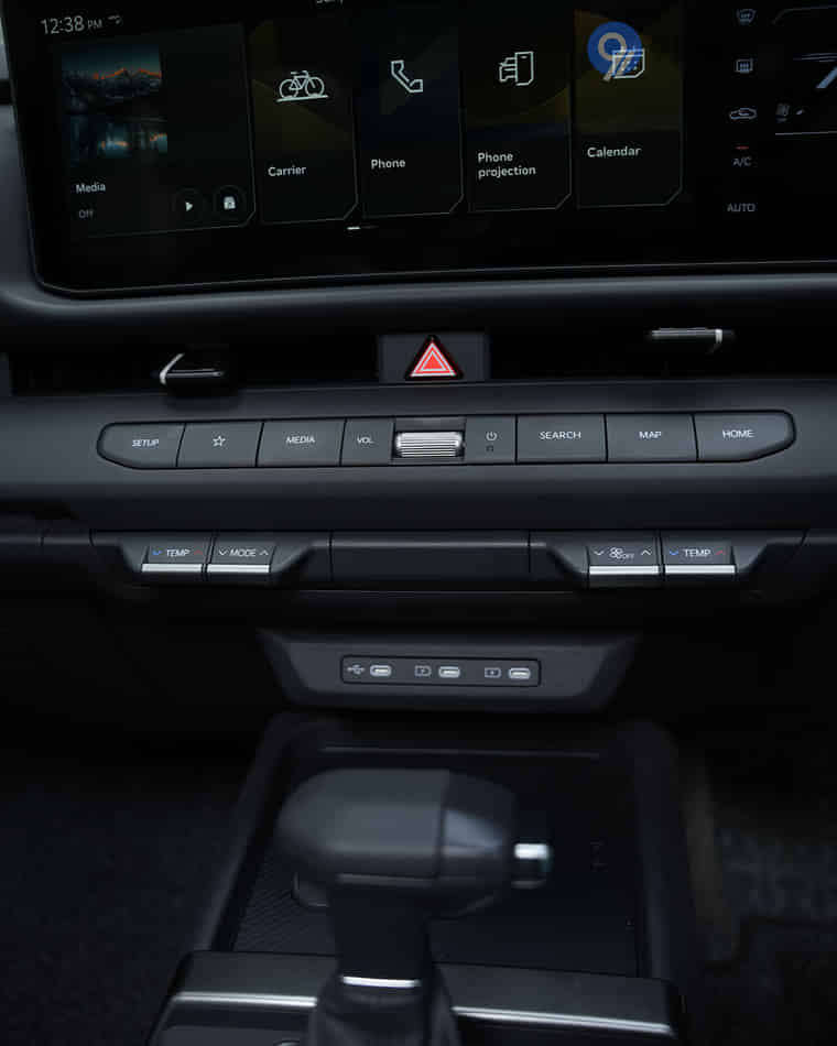 Dashboard & Front Cabin - 1