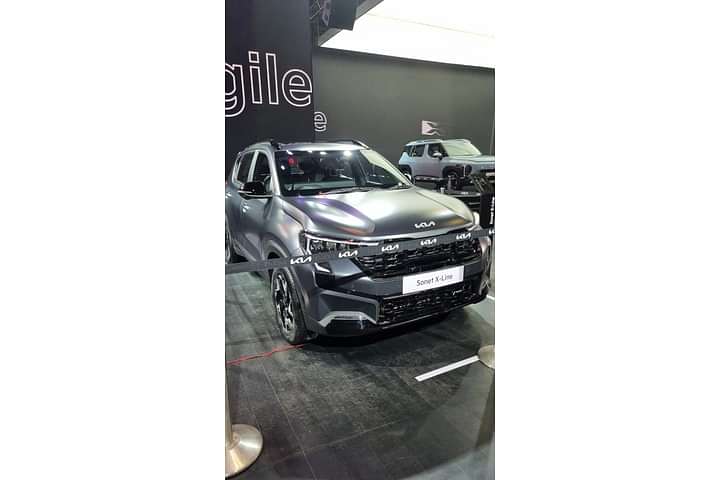 KIA Sonet Closed Hood/Bonnet