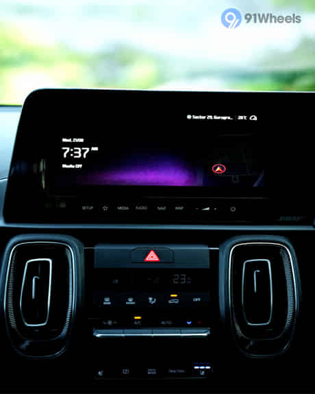 Sonet Infotainment Display