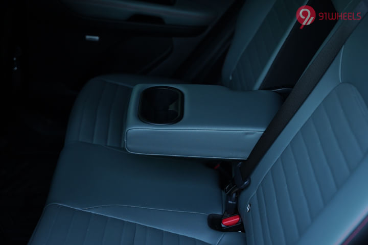 KIA Sonet Rear Cup Holders