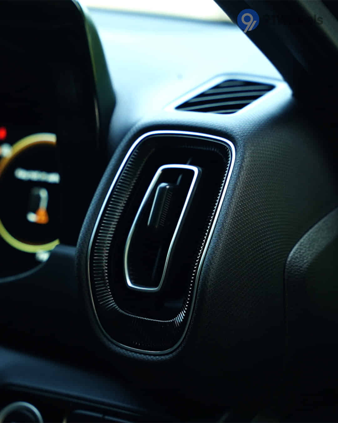 Right Side Air Vents